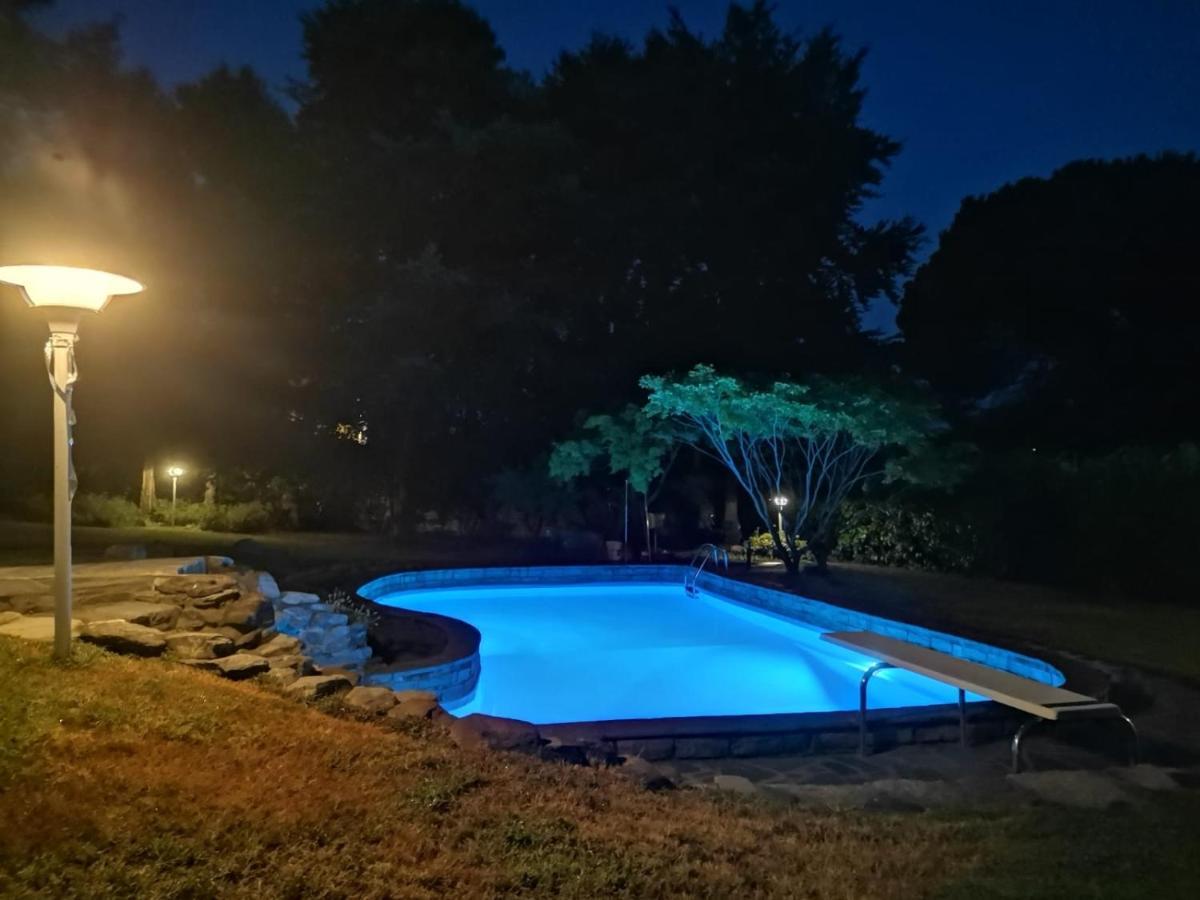 Villa Alice Lesa Eksteriør billede
